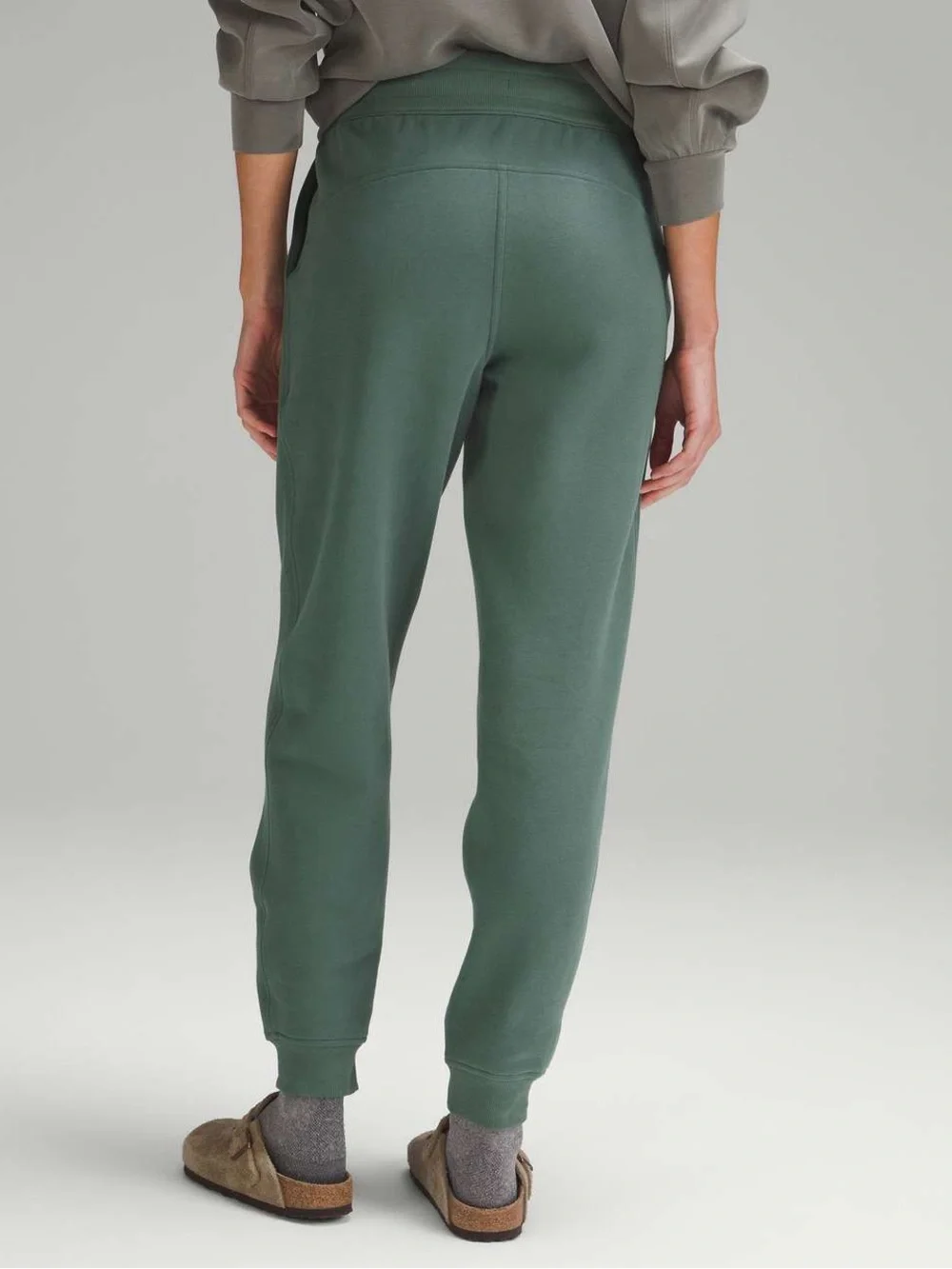 Lululemon Scuba High-Rise Jogger Medium Forest Green 8